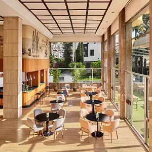 **** Hotel Nh Luz España